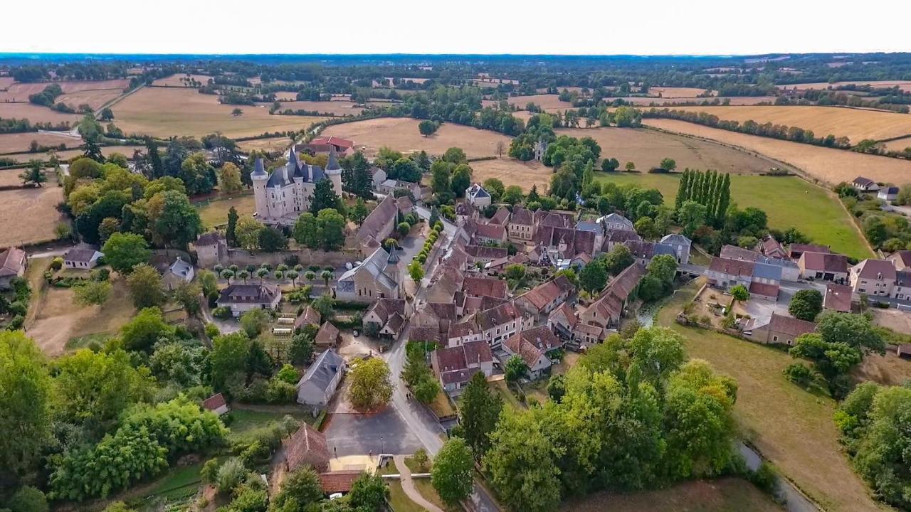 Chateau Saint-Chartier Extérieur photo